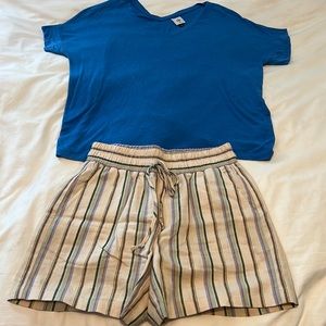 CAbi outfit! Size S shorts in linen, XS T shirt (fits very loosely)